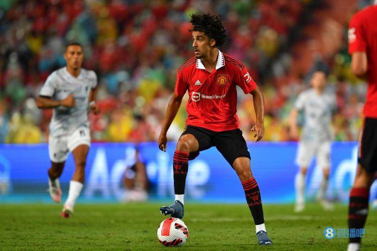 前曼联青训：滕哈赫对我缺乏尊重，所以我决定离开